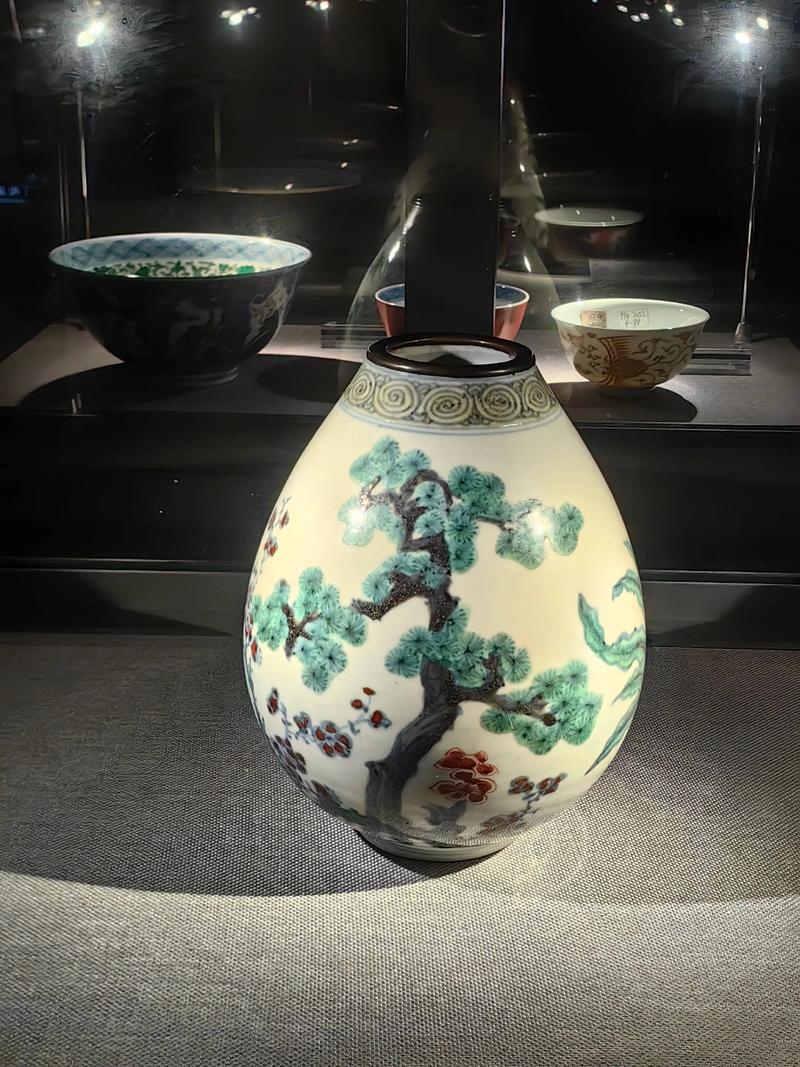 传陶业圣火 庆百十华诞 景德镇陶瓷大学传递窑火迎110周年校庆