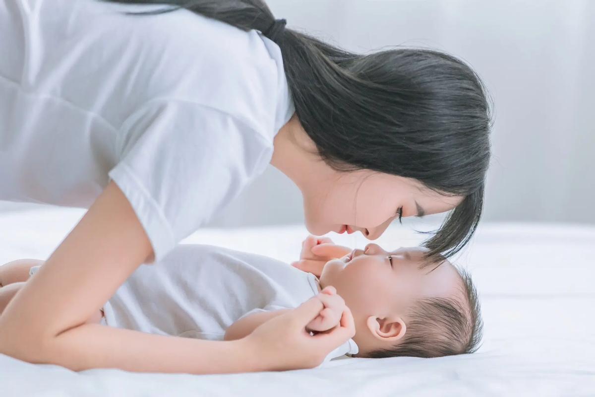 第一次当妈妈的我们