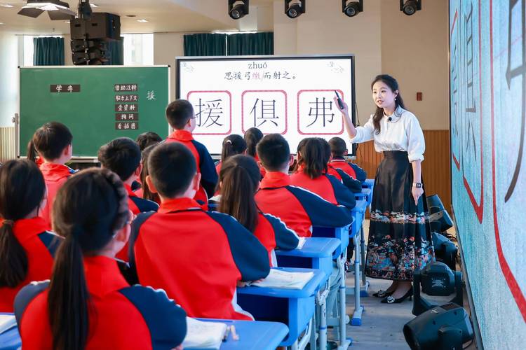 “创享课堂” “花开”巴中
