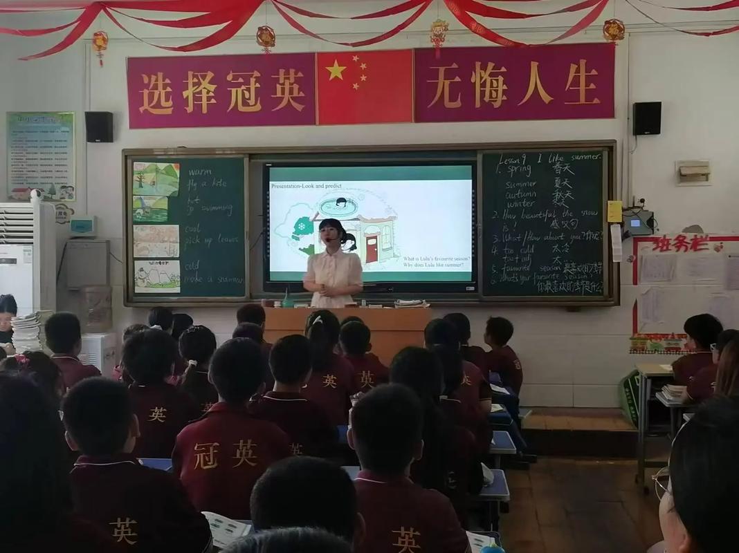 不仅教书也要育人 有道精品课首推中国青少版《幸福课》