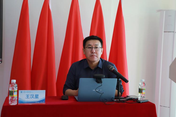 北大六院郭延庆教授为爱诺学校培训圆满结束!