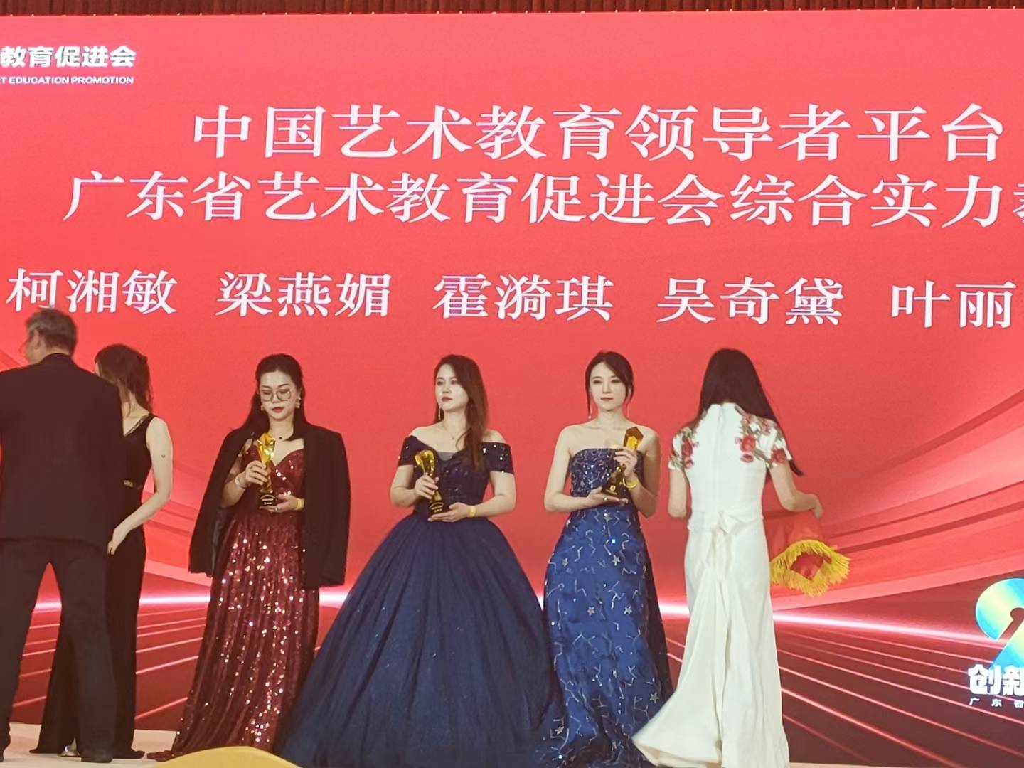 如图片无法显示，请刷新页面