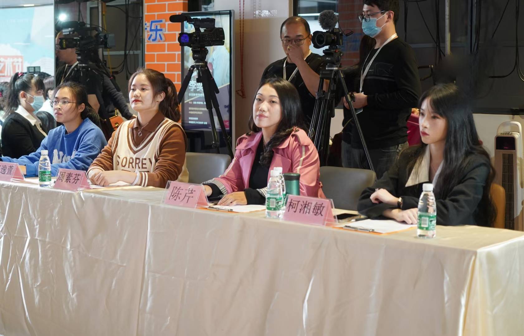 如图片无法显示，请刷新页面